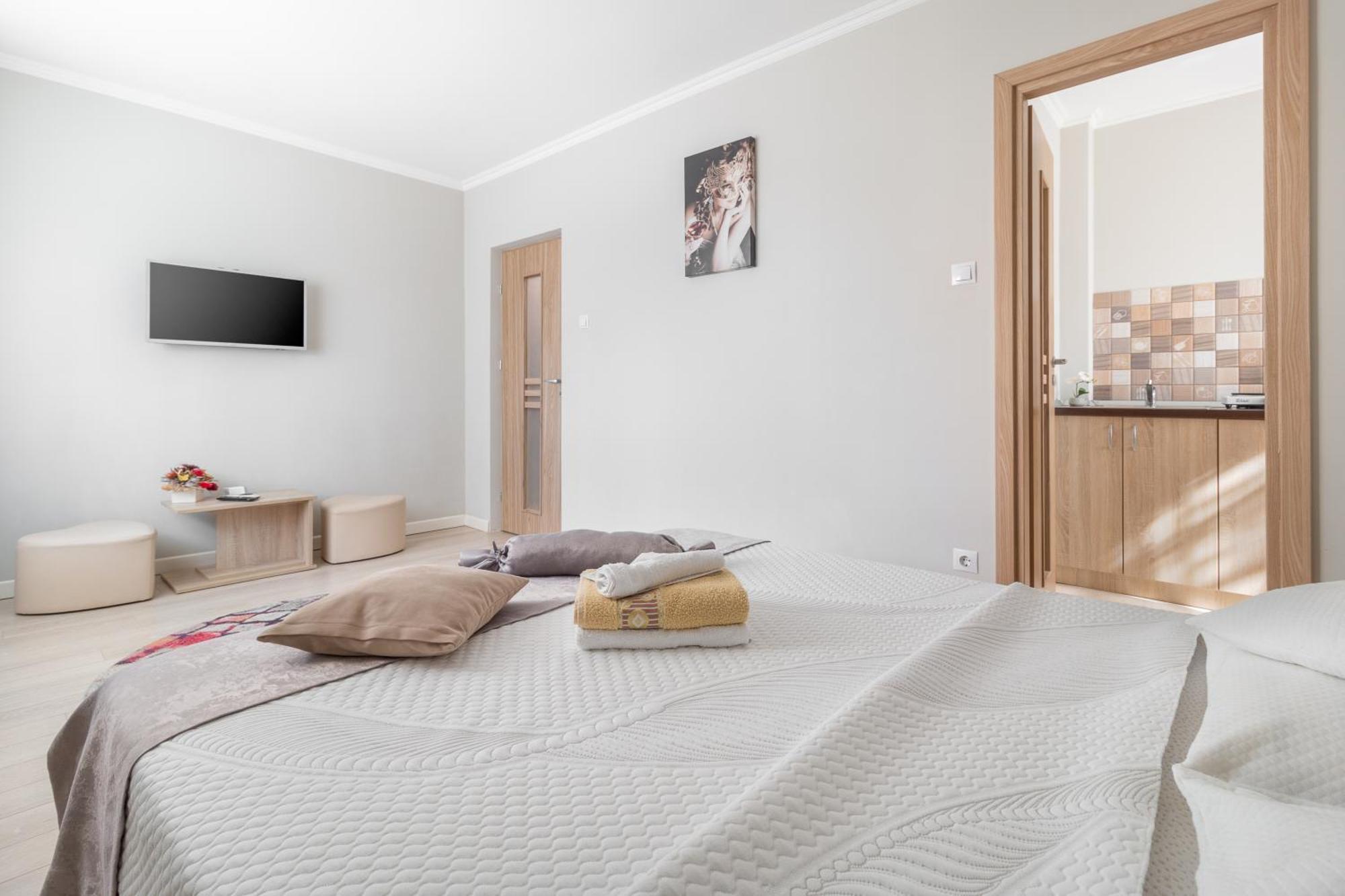 Venezia Studio Apartment Oradea Εξωτερικό φωτογραφία
