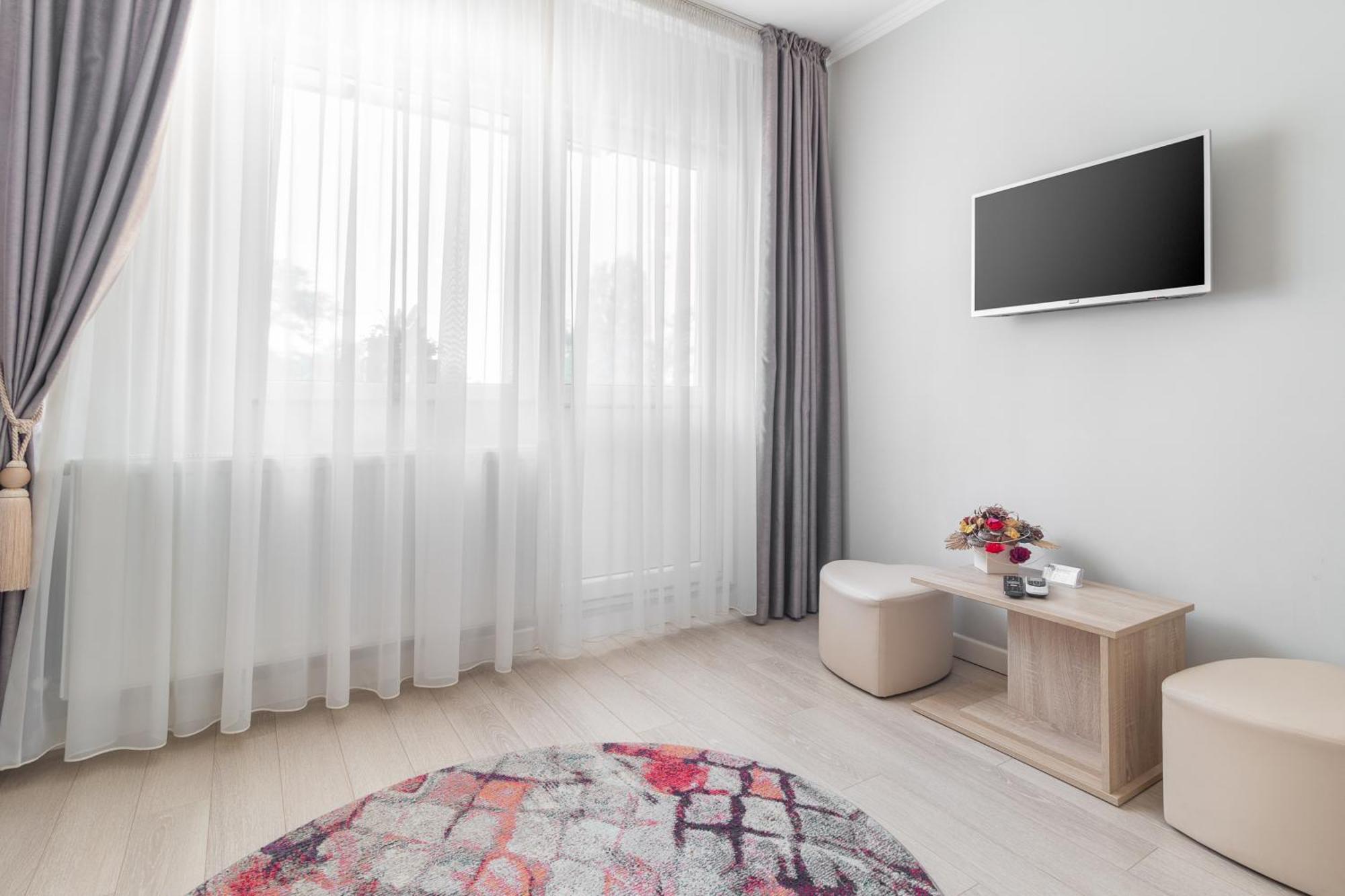 Venezia Studio Apartment Oradea Εξωτερικό φωτογραφία